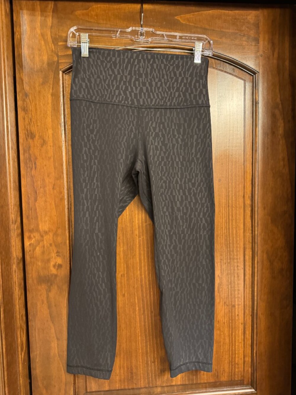 Lululemon LW6BSIS Black Geometric Print High Rise Leggings Yoga Pants 8